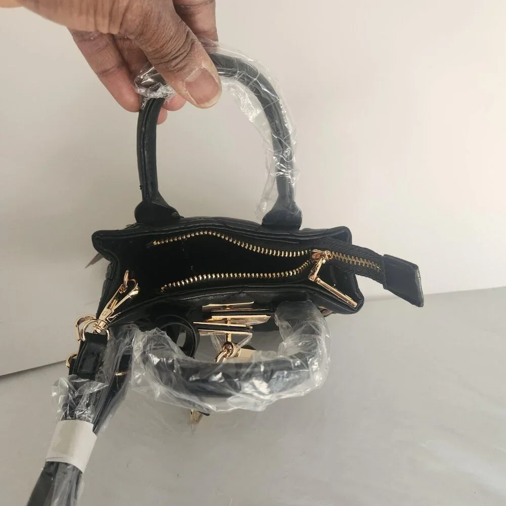 Badgley Mischka Mini Diamond Quilted Tote with front lock NWT - Picture 5 of 12